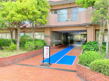 �G���g�����X -