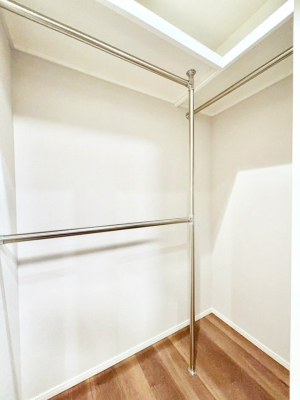 ���̑� �ߗނ��n���K�[�Ɋ|�����܂܎��[�ł���WIC�B�ߗނ̐������ڂ����₷���ĕ֗��ł��I