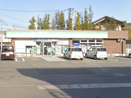 ���ӊ� �R���r�j 600m �t�@�~���[�}�[�g ��z�_�����X