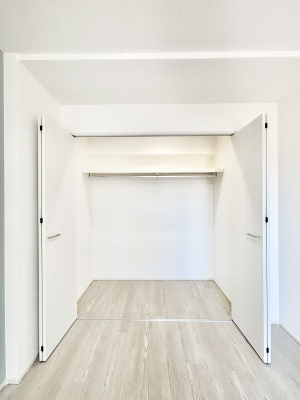 ���[ �m���N���[�[�b�g�B���s��������̂Ō���̈ߗނ�����������[�ł��܂��B