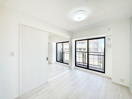 ���̑����� �傫�ȑ����炽���Ղ�̗z���ƕ�����������_�C�j���O  