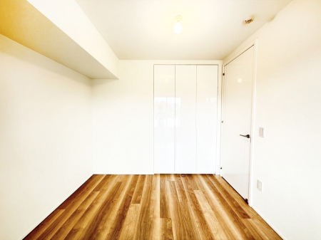 �Q�� �N���[�[�b�g�t���̂������ŏ[�������v���C�x�[�g���Ԃ��߂����܂��B