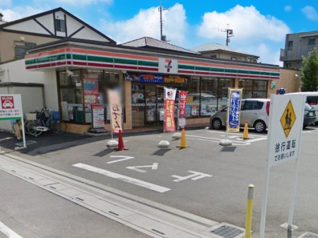 ���ӊ� �R���r�j 300m �Z�u��-�C���u�� �������ܗ�J�S���ړX