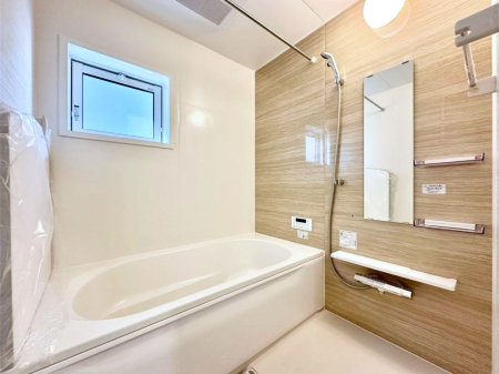 ���� ����̔�����₷��؂ȃo�X�^�C���B�������Ƃ����C���y����Ŕ����Ƃ肽���ł��ˁI  