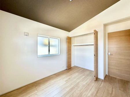 ���̑����� ���[���[�����Ă���̂ŁA���Z�X�y�[�X���L���g���܂��B 