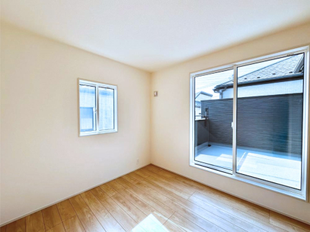 �Q�� ���邢�o���R�j�[�T�C�h�ɗm����ݒu�B�ڊo�߂̗ǂ��Q���ɁB 