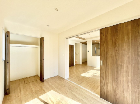 �q������ ���r���O���̗m���͈����˂��J����΃��r���O�ƈ�̂ɁB����ΓƗ������m���ɁB