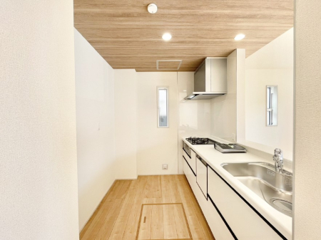 �L�b�`�� �����g���L�b�`��������A�g���₷�����������̂��₷���ɂ������܂����B 