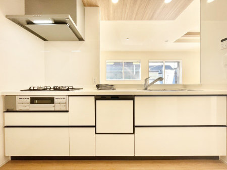 �L�b�`�� �������������I�ɁA�y�����I�V�X�e���L�b�`��  