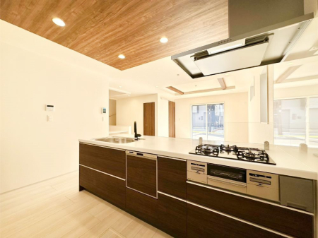 �L�b�`�� �����g���L�b�`��������A�g���₷�����������̂��₷���ɂ������܂����B 