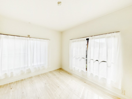 ���̑����� 2�ʍ̌��̗m���B��������荞�ޗz�����������S�̂�D������ݍ��݂܂��I