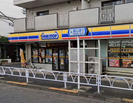 ���ӊ� �R���r�j 500m �~�j�X�g�b�v �o���X