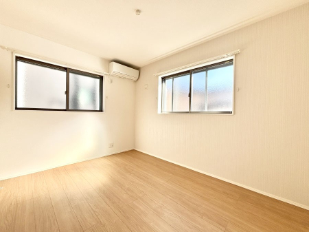 ���̑����� 2�ʍ̌��̗m���B��������荞�ޗz�����������S�̂�D������ݍ��݂܂��I