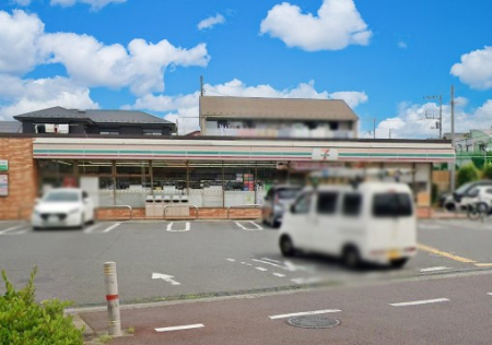 ���ӊ� �R���r�j 500m �Z�u��-�C���u�� �Y�a���R�R���ړX