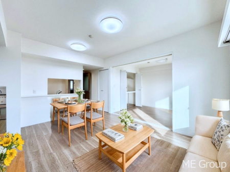 ���r���O �������������͋C�̂k�c�j�͉Ƒ��݂�Ȃ̉��K��ԁ@���Ƌ��CG�ł�