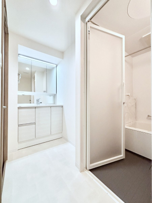 ���ʑ�E���ʏ� ������������ʉ��ώ��Œ��̐g�x�x�����K  