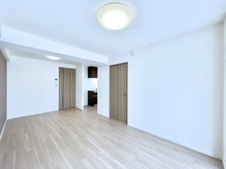 ���̑����� �Ƒ������R�ƏW�܂�e���̃X�y�[�X�ɂȂ肻��