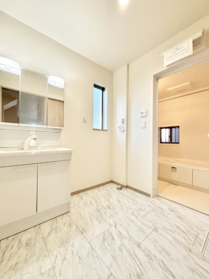 ���̑� �g�x�x���X���[�Y�ɂ����Ȃ���E�ߏ�       �@ 