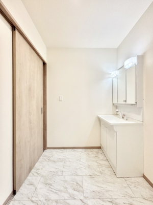 ���̑� �L�X�Ƃ�Ƃ�̂��郉���h���[�X�y�[�X�@