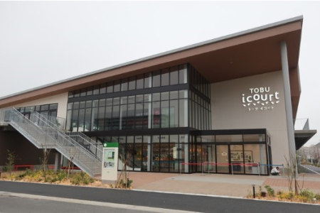 ���ӊ� �V���b�s���O�Z���^�[ 1600m TOBU icourt �g�[�u �C�R�[�g