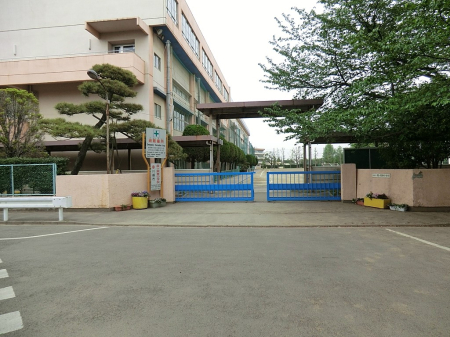 ���ӊ� ���w�Z 1600m ��z�s�����P�֓����w�Z