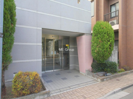 �G���g�����X -