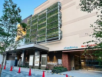 ���ӊ� �V���b�s���O�Z���^�[ 1300m MARK IS �������Ȃ܂�