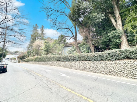 ���n�y�n�ʐ^ ��Ƃ�ƊJ���������X�̉��K���ɂȂ�Z�܂�