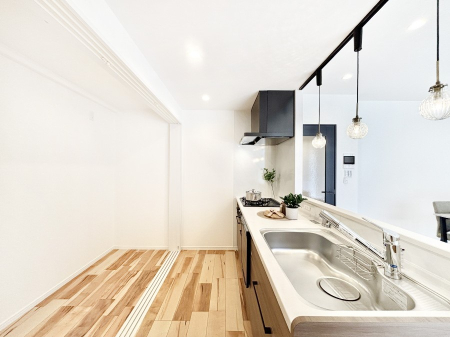 �L�b�`�� ��Ƃ肠��L�b�`���X�y�[�X�ł�������H��̌�Еt�����X���[�Y�ɁI