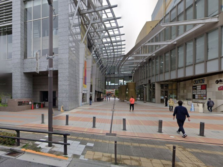 ���ӊ� �V���b�s���O�Z���^�[ 600m �I���i�X�A�x�j���[