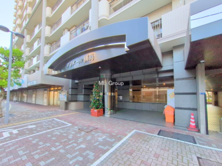 �G���g�����X -