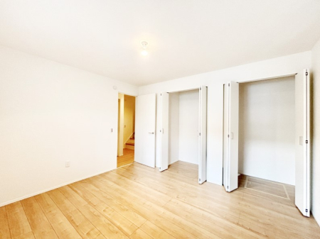 ���̑����� �N���[�[�b�g�t���̂������ŃX�b�L���Ƃ�����Ԃł�����芰���܂��B