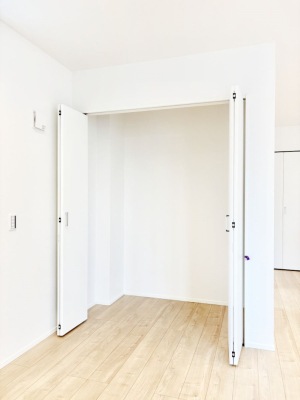 ���[ ������ꂪ���ȉƑ����L�̏�������p�i�Ȃǂ������Ղ���[�ł��郊�r���O���[�I