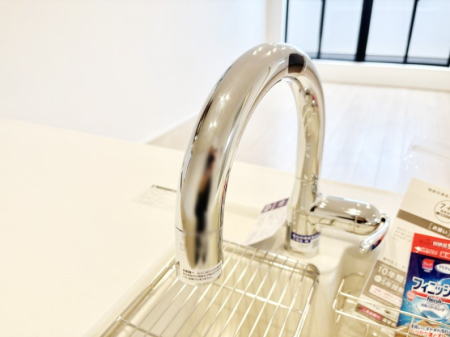 ���̑����� �Z���T�[�Ɏ�������������œf���E�~�����ł���^�b�`���X����