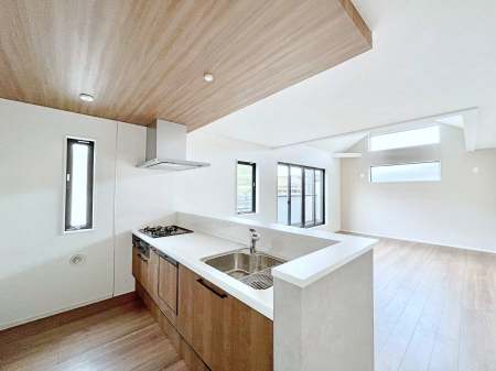 �L�b�`�� �L�X�Ƃ����g������̗ǂ��L�b�`���œ��X�̂��������y�����Ȃ肻��