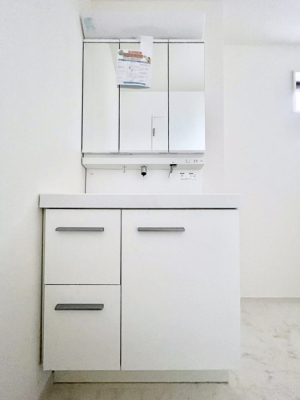 ���ʑ�E���ʏ� �傫�����₷���O�ʋ��Ő�����������ʑ�́A�g�����Ȃ݃`�F�b�N�┧�̂������ɂ������߂ł��B 