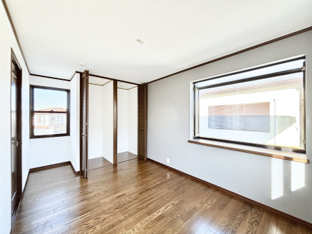 ���̑����� �A�N�Z���g�N���X���������ȗm���B�Q�ʍ̌��Ŗ��邳�����ʂ��ǍD�I�@