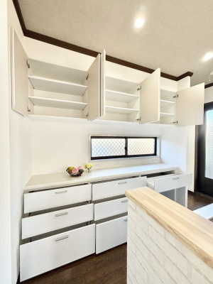 ���̑����� �����t���̃J�b�v�{�[�h���Ǖt������Ă��܂��̂œ]�|�Ȃǂ̐S�z������܂���B  