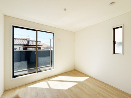 ���̑����� �o���R�j�[���J�������v���X���Ă����m��