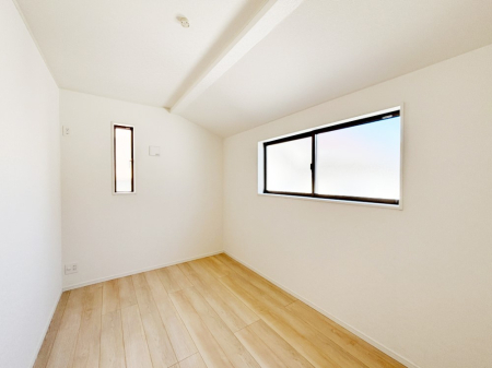 �q������ ������̂₳���������S�n�悢�v���C�x�[�g���[��