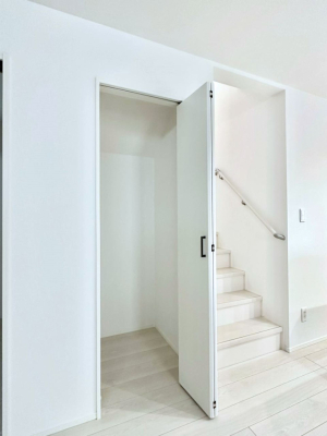 ���[ ���r���O���[�B�U�炩�肪���ȃ��r���O���X�b�L���ƕۂĂ܂��ˁB 