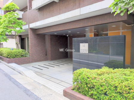 �G���g�����X -