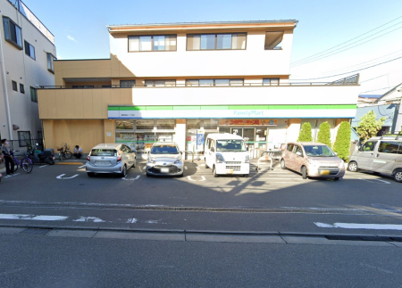 ���ӊ� �R���r�j 500m �t�@�~���[�}�[�g ���n�����꒚�ړX