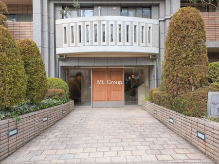 �G���g�����X -