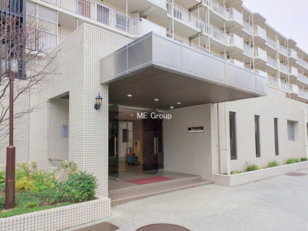 �G���g�����X -