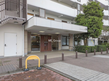 �G���g�����X -