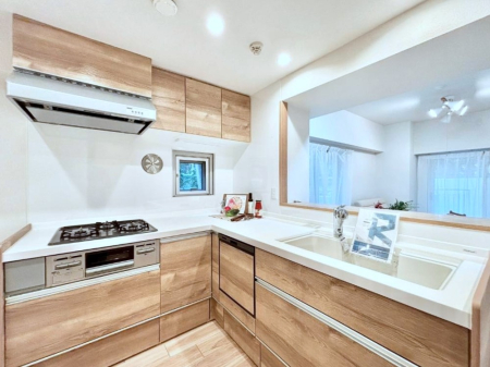 �L�b�`�� �k�^�L�b�`���͍�Ɠ������Z���čςނ̂Ŏg�����肪�ǂ��ł���