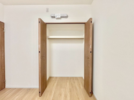 ���[ �����Ղ�̎��[�X�y�[�X�ł��ł��Z��Ԃ��X�b�L���ۂĂ���