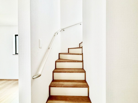 ���̑� ���r���O�K�i���Ƒ��̏Ί�Ɖ�b���Ȃ��ł���܂�