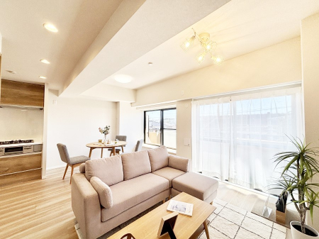 ���r���O �������������͋C�̂k�c�j�͉Ƒ��݂�Ȃ̉��K���